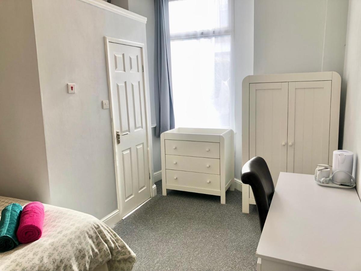 4Alma St Appartement Plymouth Buitenkant foto
